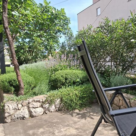 Apartman Vitamare 160 M From The Beach Novi Vinodolski Exteriér fotografie