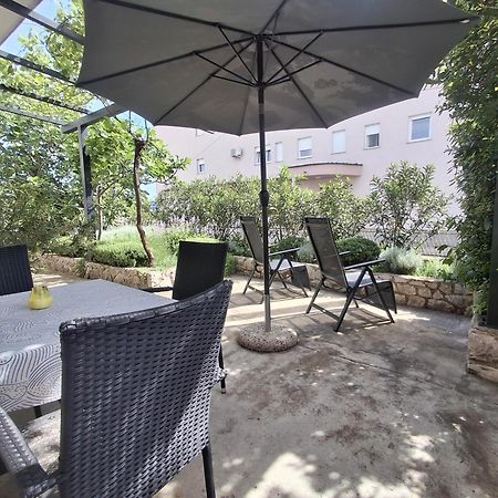 Apartman Vitamare 160 M From The Beach Novi Vinodolski Exteriér fotografie