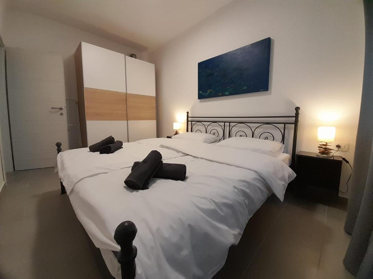 Apartman Vitamare 160 M From The Beach Novi Vinodolski Exteriér fotografie