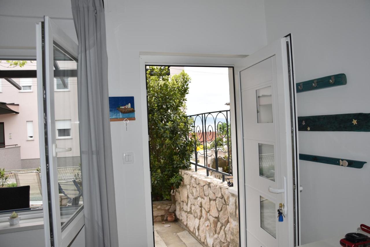 Apartman Vitamare 160 M From The Beach Novi Vinodolski Exteriér fotografie