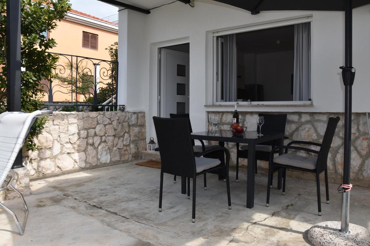 Apartman Vitamare 160 M From The Beach Novi Vinodolski Exteriér fotografie